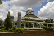 Beschreibung: C:\Users\Davies\Pictures\kamuzu grave.png